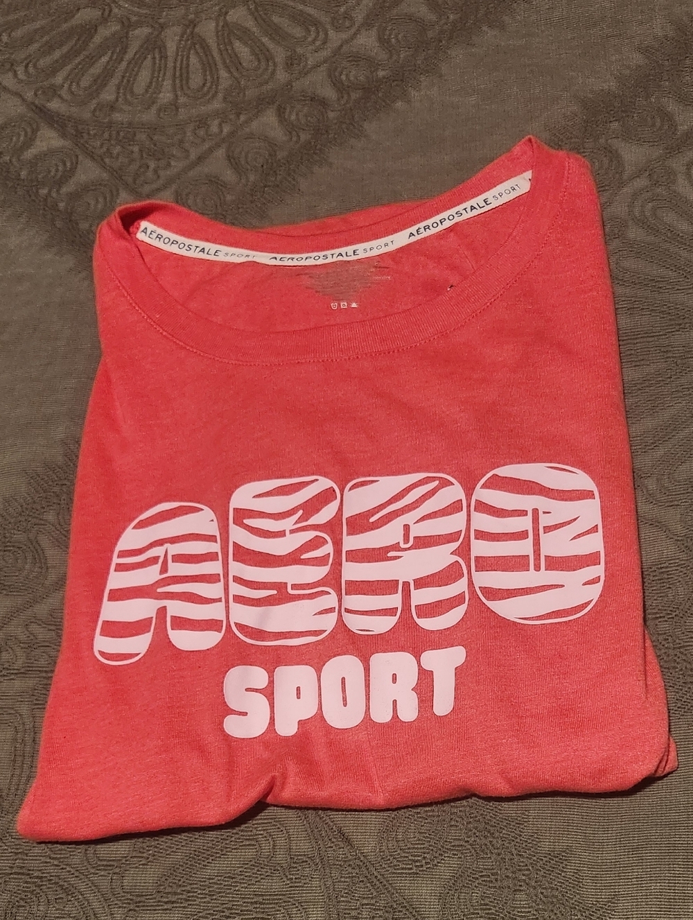 Aeropostale Hot Pink AERO SPORT Graphic Tee - Med